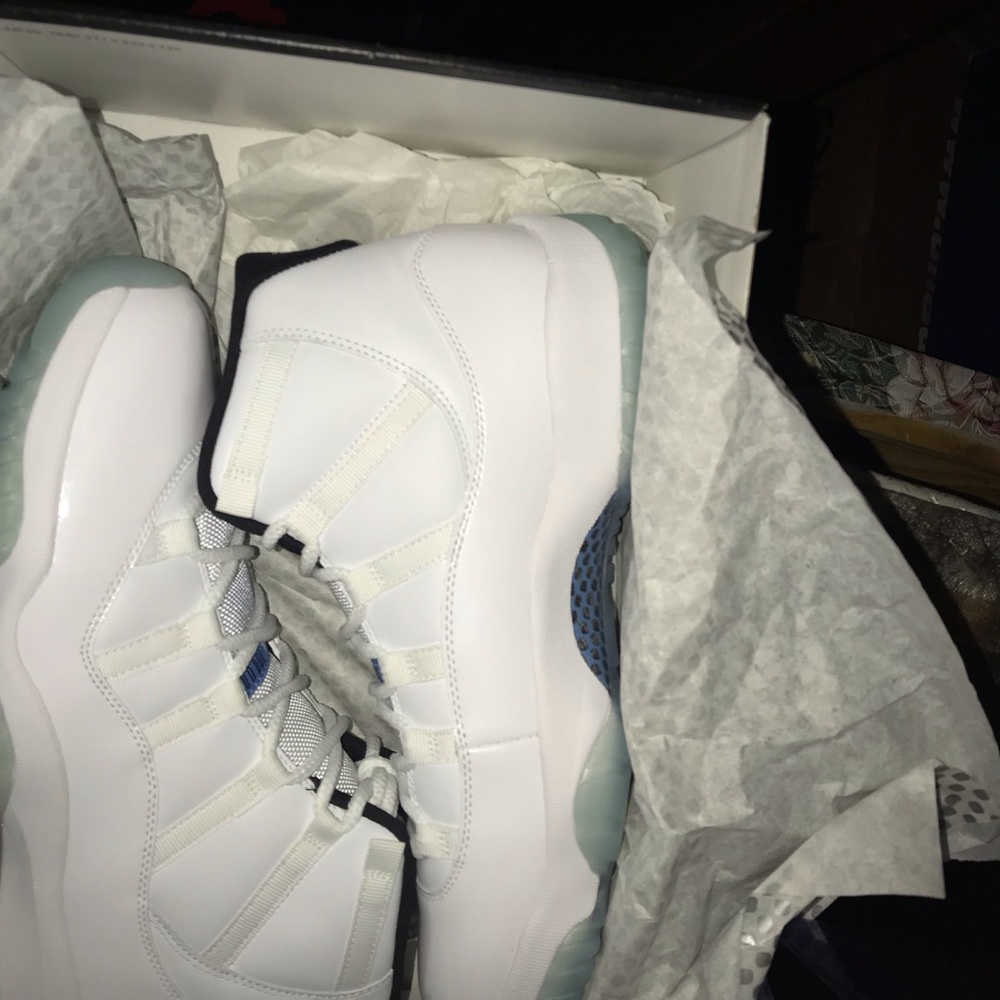 Jordan retro 11 size 11 brand new never worn